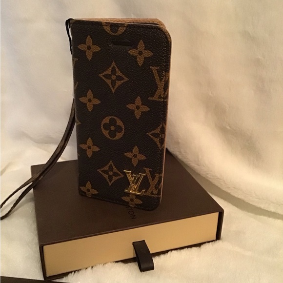 Louis Vuitton. iPhone 7 case - Picture 1 of 2